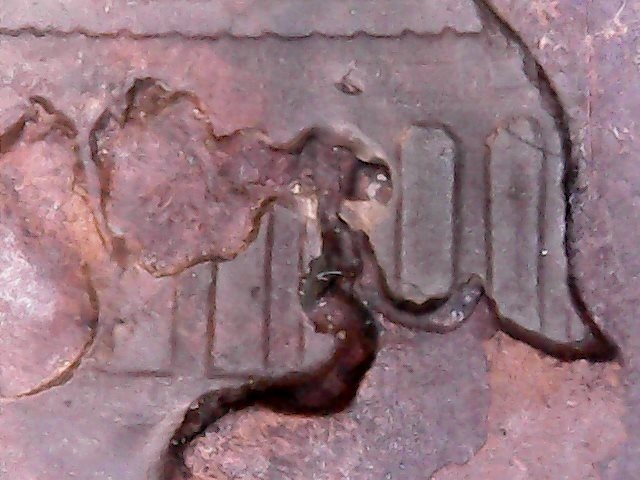 Anyone-Ever-See-This-Type-Of-Debris-Retained-Alteration-Before?-Denom-N/A